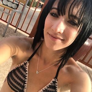 Meet your Posher, Sylvia